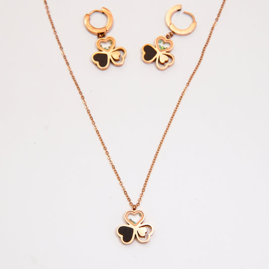 Elegant Clover Jewelry Set