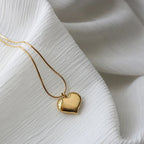Gold Heart Minimalist Pendant Necklace