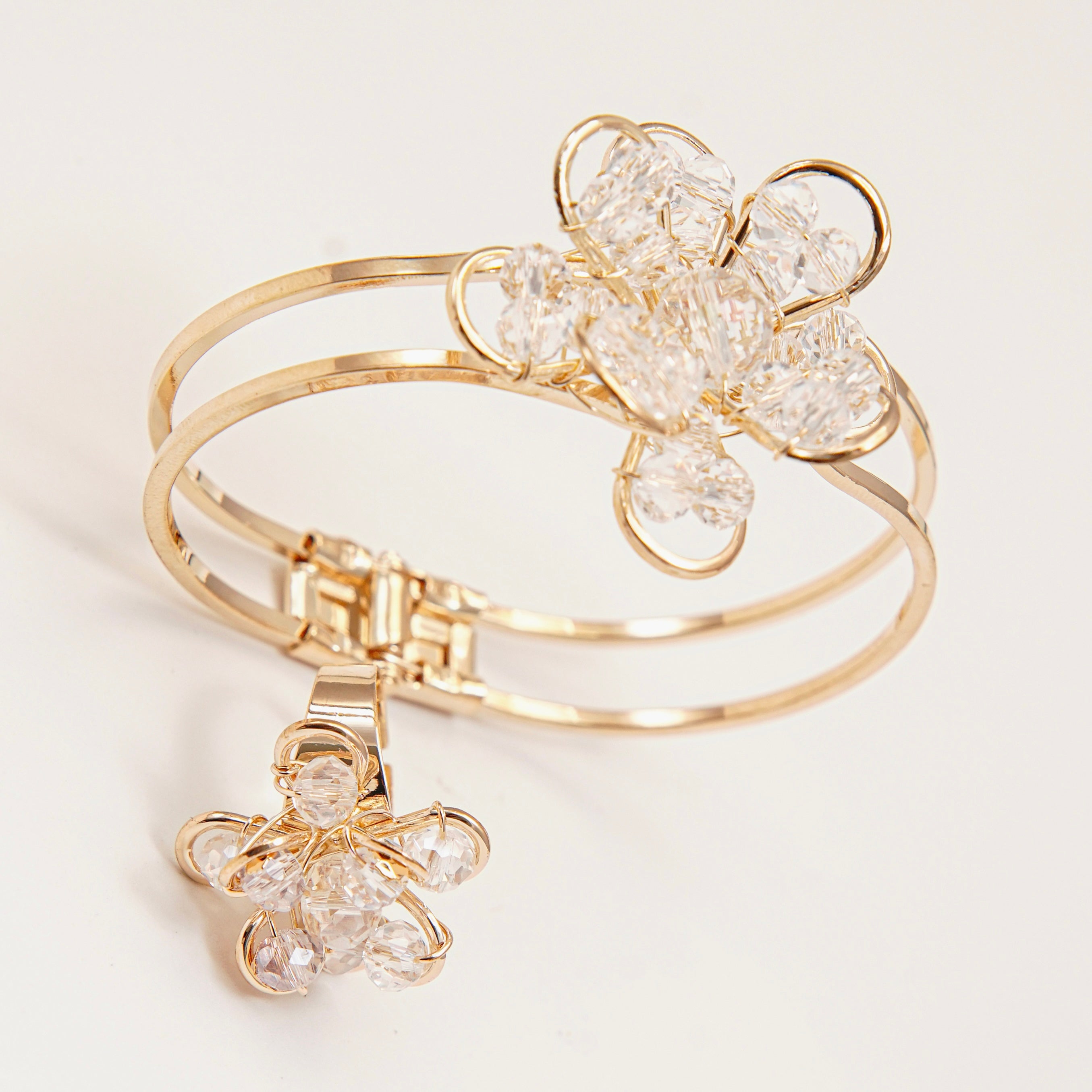 Elegant Floral Bracelet and Ring Set