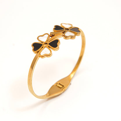 Elegant Gold Clover Bangle Bracelet