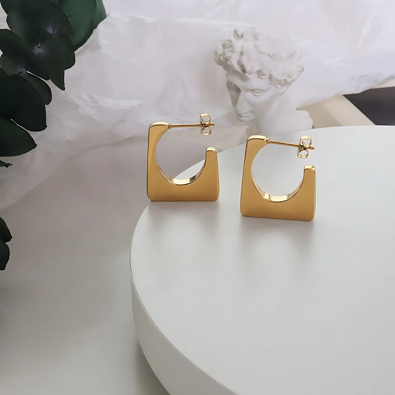 Bold Geometric Gold Hoop Earrings – Anti-Tarnish, Waterproof & Lightweight Statement Hoops