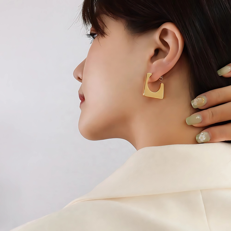 Bold Geometric Gold Hoop Earrings – Anti-Tarnish, Waterproof & Lightweight Statement Hoops