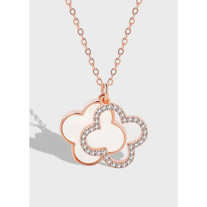 Elegant Clover Pendant Necklace in Rose Gold