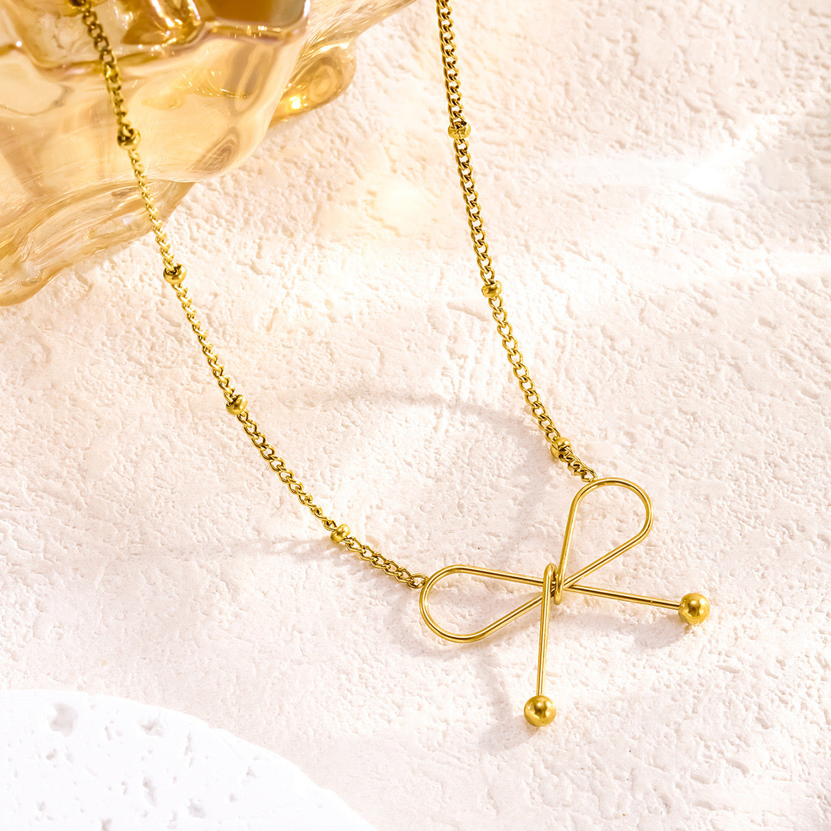 Elegant Bow Knot Necklace