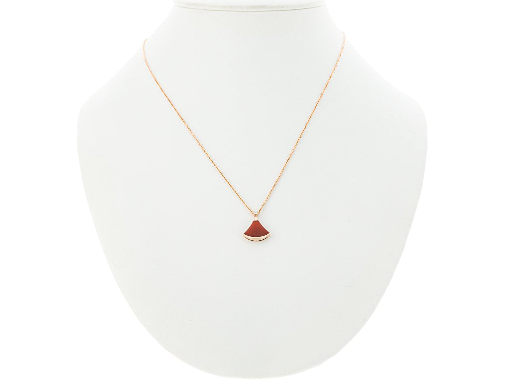 Elegant Red Fan Pendant Necklace